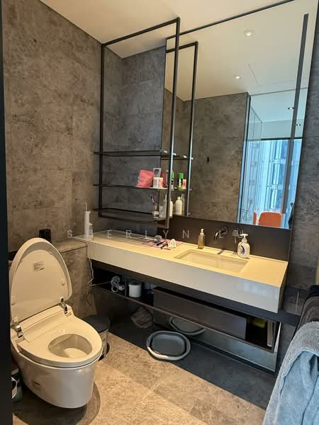 Cuscaden Reserve, 8 Cuscaden Road, 2 Bedrooms, 807 sqft, Condominium For Rent, by Sherlyn Lu, 500110342 - Bathroom - PropertyGuru.com.sg