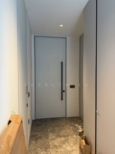 Cuscaden Reserve, 8 Cuscaden Road, 2 Bedrooms, 807 sqft, Condominium For Rent, by Sherlyn Lu, 500110342 - Entrance - PropertyGuru.com.sg