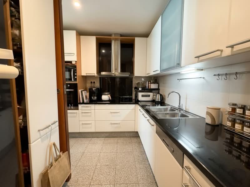 Cuscaden Residences, 26 Cuscaden Road, 3 Bedrooms, 1,485 sqft, Condominium For Sale, by Novell Tan, 500110344 - Kitchen - PropertyGuru.com.sg
