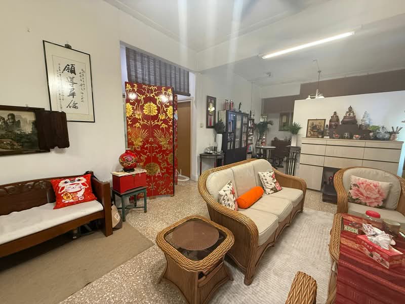 🏡 Just Listed – Only 14xx PSF! Huge 7,130 sqft Land | Near MRT, , 5 Bedrooms, 4,000 sqft, Bungalow House For Sale, by Ryan Heng, 500110345 - Living Room - PropertyGuru.com.sg