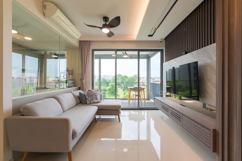 The Visionaire, 172 Canberra Drive, 3 Bedrooms, 980 sqft, Executive Condominium For Sale, by Angela Ng, 500110346 - Living Room - PropertyGuru.com.sg