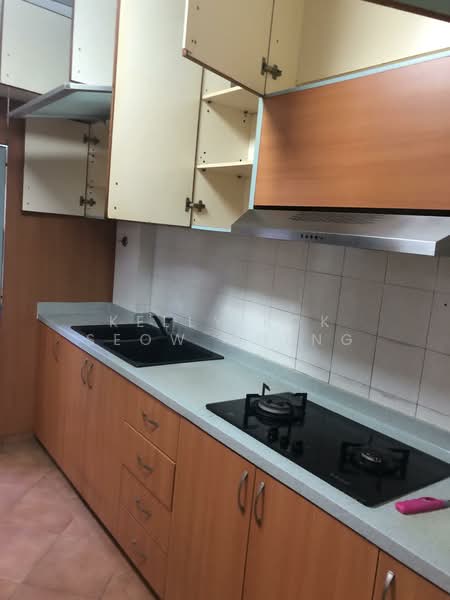 105 Rivervale Walk, 105 Rivervale Walk, 3 Bedrooms, 1,256 sqft, HDB Flat For Rent, by Kelly Kok Seow Cheng, 500110351 - Kitchen - PropertyGuru.com.sg
