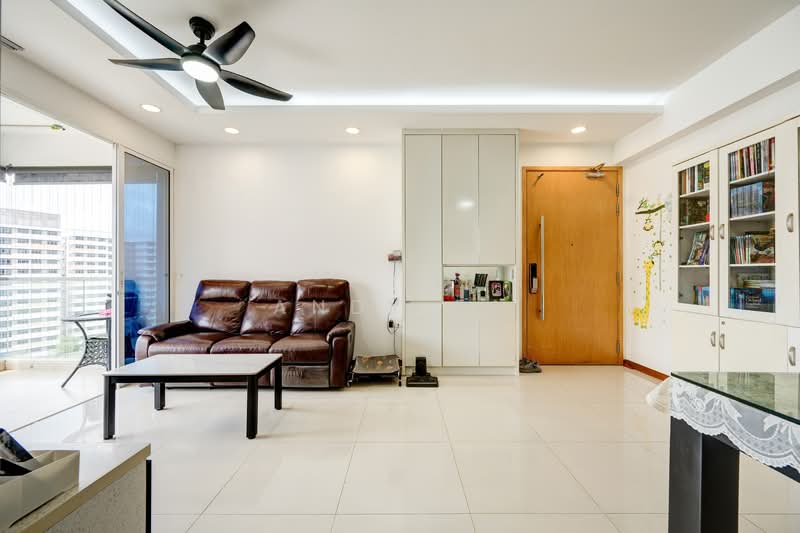 The Tampines Trilliant, 21 Tampines Central 7, 3 Bedrooms, 1,130 sqft, Executive Condominium For Sale, by Andy Ea, 500110354 - Living Room - PropertyGuru.com.sg
