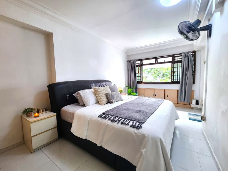 643 Woodlands Ring Road, 643 Woodlands Ring Road, 3 Bedrooms, 1,087 sqft, HDB Flat For Sale, by Eric Wong, 500110356 - Master Bedroom - PropertyGuru.com.sg