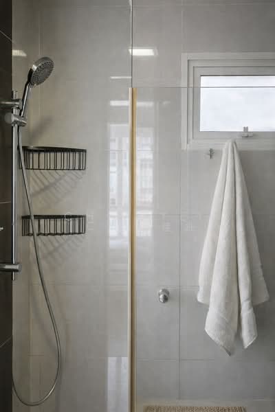 Watercolours, 25 Pasir Ris Link, Room Rental, 100 sqft, Executive Condominium For Rent, by Chia Yei (CY) 佳业, 500110369 - Bathroom - PropertyGuru.com.sg