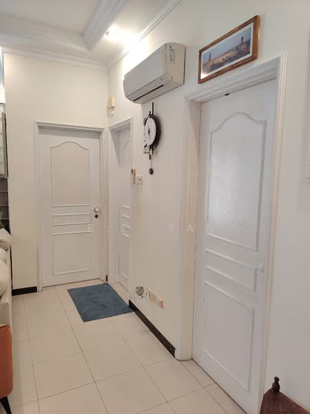 Astoria Park, 34 Lorong Mydin, 3 Bedrooms, 1,195 sqft, Condominium For Rent, by B.L. Tan, 500110371 - Entrance - PropertyGuru.com.sg