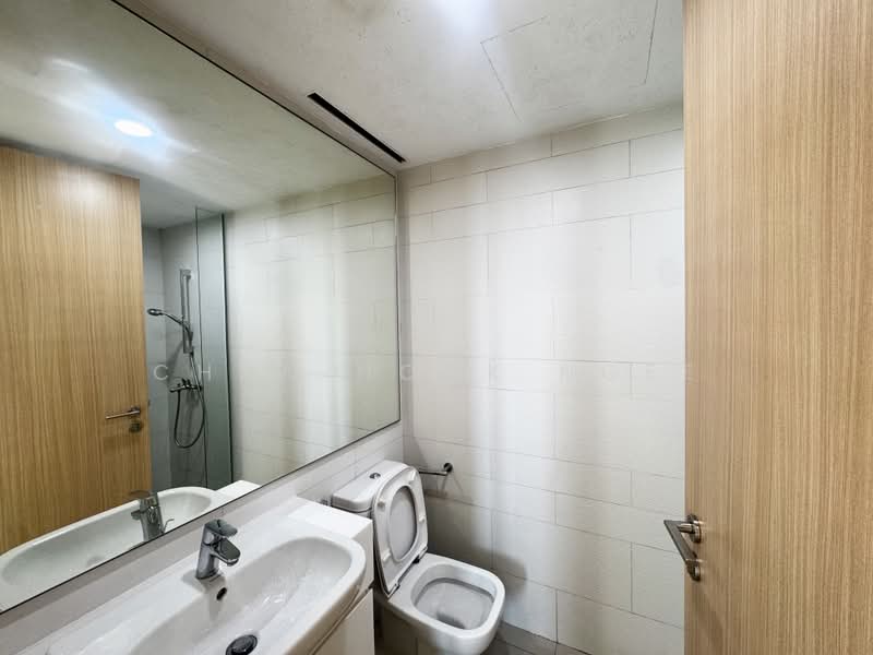 Ripple Bay, 10 Pasir Ris Link, 2 Bedrooms, 764 sqft, Condominium For Rent, by Chew Hock Ngee, 500110372 - Bathroom - PropertyGuru.com.sg