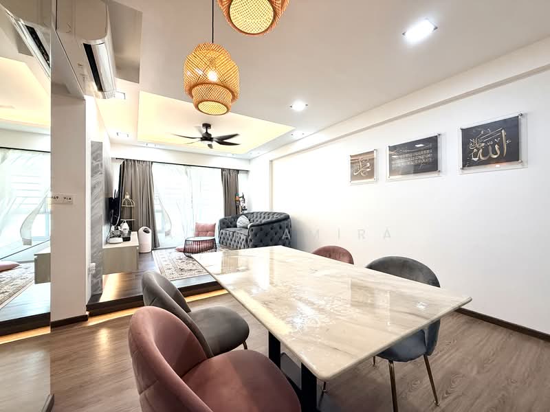 489D Choa Chu Kang Avenue 5, 489D Choa Chu Kang Avenue 5, 3 Bedrooms, 1,001 sqft, HDB Flat For Sale, by Fatin Amira, 500110373 - Living Room - PropertyGuru.com.sg