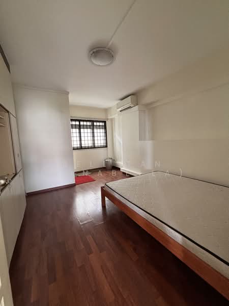 463 Hougang Avenue 10, 463 Hougang Avenue 10, 3 Bedrooms, 1,313 sqft, HDB Flat For Sale, by Bell Tan (Annabella), 500110384 - Bedroom - PropertyGuru.com.sg