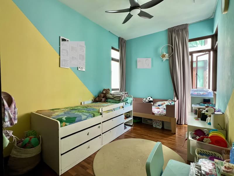 Varsity Park Condominium, 34 West Coast Road, 4 Bedrooms, 1,528 sqft, Condominium For Sale, by Roy Low, 500110391 - Bedroom - PropertyGuru.com.sg