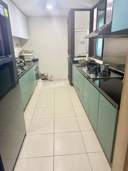 Varsity Park Condominium, 34 West Coast Road, 4 Bedrooms, 1,528 sqft, Condominium For Sale, by Roy Low, 500110391 - Kitchen - PropertyGuru.com.sg