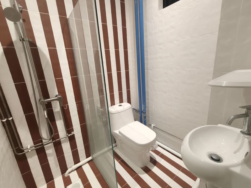 Sam Leong Road, , 1 Bedroom, 300 sqft, Conservation House For Rent, by Jeremy Liew, 500110394 - Bathroom - PropertyGuru.com.sg