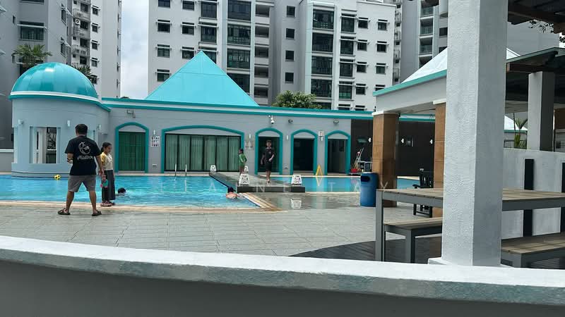 Eastvale, 31 Pasir Ris Drive 3, Room Rental, 120 sqft, Condominium For Rent, by Elaine Tay, 500110395 - Exterior - PropertyGuru.com.sg