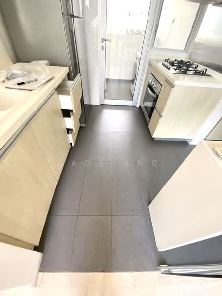 The Parc Condominium, 3 West Coast Walk, 3 Bedrooms, 1,421 sqft, Condominium For Rent, by Jade Ang, 500110398 - Kitchen - PropertyGuru.com.sg