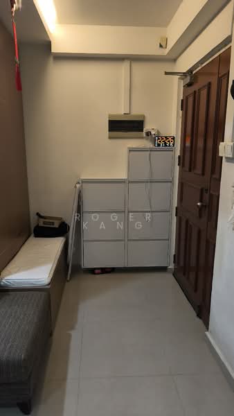 63 Teban Gardens Road, 63 Teban Gardens Road, 3 Bedrooms, 1,237 sqft, HDB Flat For Sale, by Roger Kang, 500110403 - Entrance - PropertyGuru.com.sg