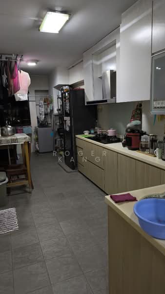 63 Teban Gardens Road, 63 Teban Gardens Road, 3 Bedrooms, 1,237 sqft, HDB Flat For Sale, by Roger Kang, 500110403 - Kitchen - PropertyGuru.com.sg