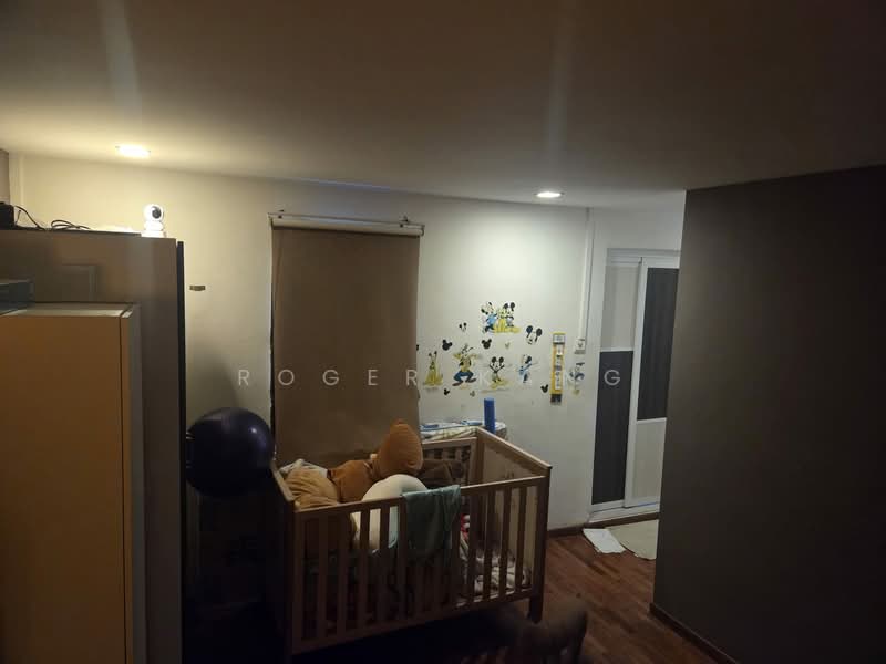 63 Teban Gardens Road, 63 Teban Gardens Road, 3 Bedrooms, 1,237 sqft, HDB Flat For Sale, by Roger Kang, 500110403 - Bedroom - PropertyGuru.com.sg