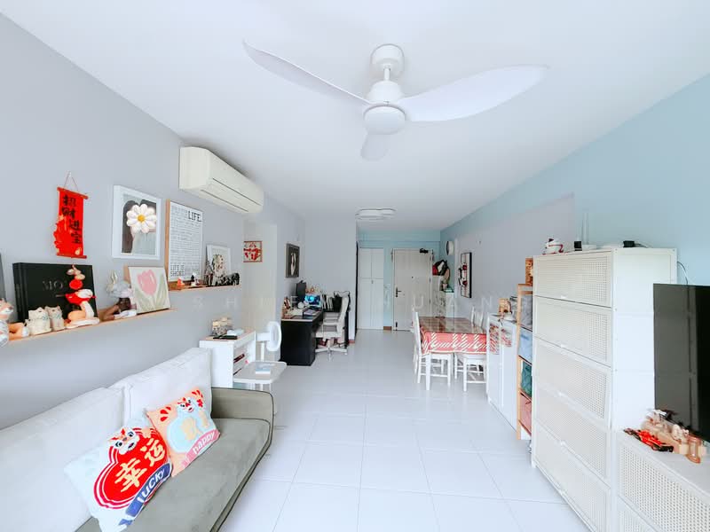 213B Punggol Walk, 213B Punggol Walk, 3 Bedrooms, 1,001 sqft, HDB Flat For Sale, by Ashley Huang, 500110414 - Living Room - PropertyGuru.com.sg