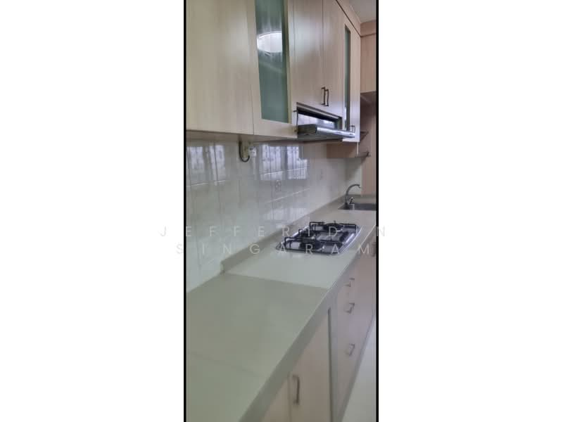 815 Jurong West Street 81, 815 Jurong West Street 81, 3 Bedrooms, 1,097 sqft, HDB Flat For Rent, by Jefferidin Singaram, 500110418 - Kitchen - PropertyGuru.com.sg