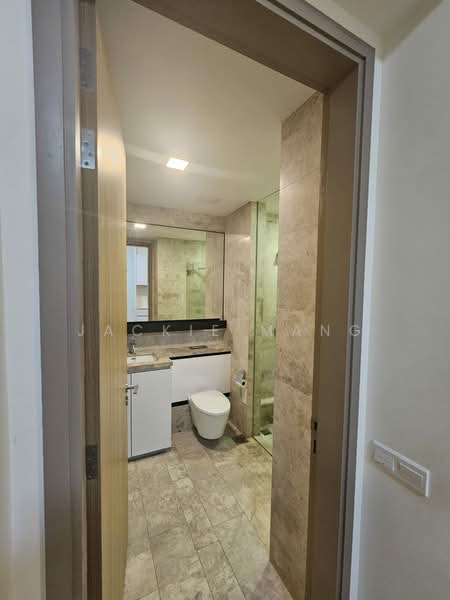 Bliss@Kovan, 4 Simon Lane, 1 Bedroom, 614 sqft, Apartment For Sale, by Jackie Mang, 500110428 - Bathroom - PropertyGuru.com.sg