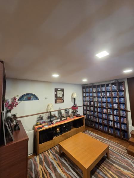 Rosyth Road, Rosyth Road, 5 Bedrooms, 2,800 sqft, Terraced House For Sale, by Jackie Mang, 500110429 - Attic - PropertyGuru.com.sg