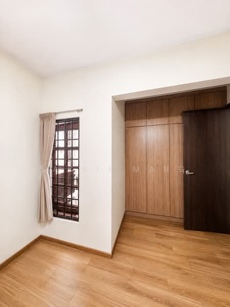 Rosyth Road, Rosyth Road, Hougang / Punggol / Sengkang, 5 Bedrooms, 2,800 sqft, Terraced House For Sale, by Jackie Mang, 500110429 - Ground Floor Bedroom - PropertyGuru.com.sg