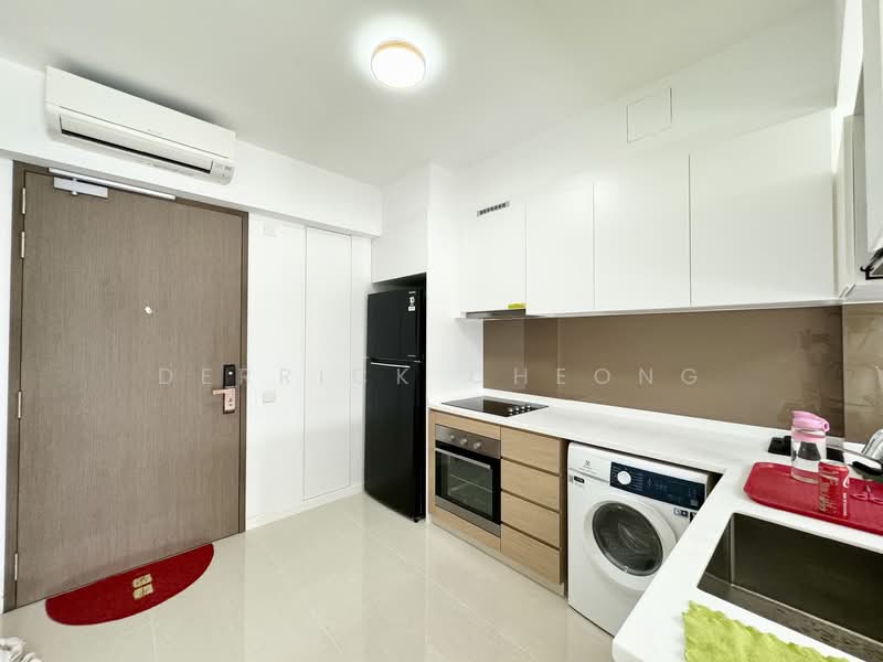 Treasure at Tampines, 51 Tampines Lane, 3 Bedrooms, 915 sqft, Condominium For Rent, by Derrick Cheong, 500110440 - Kitchen - PropertyGuru.com.sg