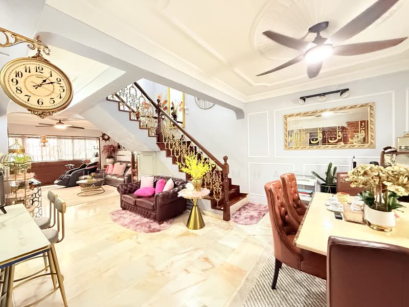 125 Serangoon North Avenue 1, 125 Serangoon North Avenue 1, 4 Bedrooms, 1,615 sqft, HDB Flat For Sale, by Zudyra Zamhasbi, 500110443 - Living Room - PropertyGuru.com.sg