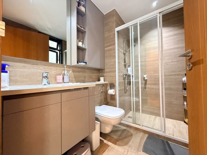 Rivercove Residences EC, 20 Anchorvale Ln, 3 Bedrooms, 1,109 sqft, Condominium For Sale, by Sebastian Koh, 500110451 - Bathroom - PropertyGuru.com.sg