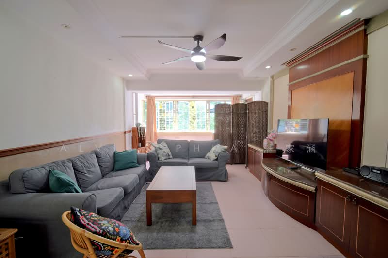 243 Bukit Batok East Avenue 5, 243 Bukit Batok East Avenue 5, 3 Bedrooms, 1,302 sqft, HDB Flat For Sale, by Alviss Phua 潘家涵, 500110452 - PropertyGuru.com.sg