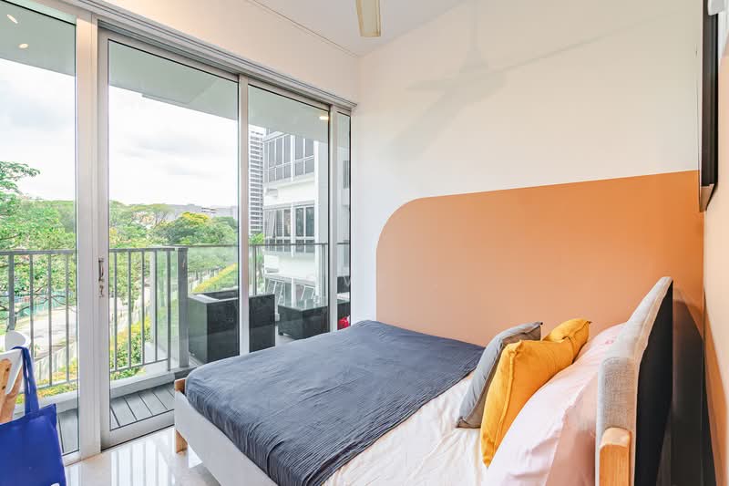 The Parc Condominium, 3 West Coast Walk, Room Rental, 134 sqft, Condominium For Rent, by Cove, 500110454 - Black room - PropertyGuru.com.sg