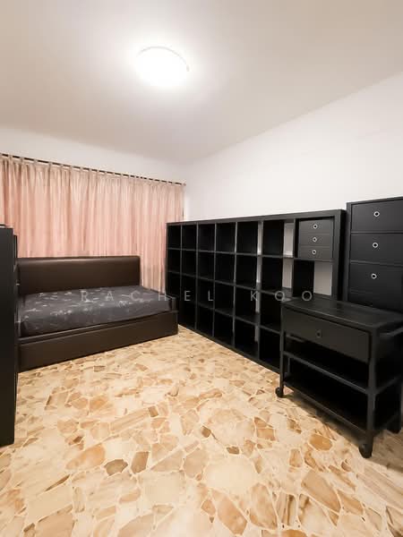 523 Jurong West Street 52, 523 Jurong West Street 52, 3 Bedrooms, 1,270 sqft, HDB Flat For Sale, by Rachel Koo, 500110457 - Bedroom - PropertyGuru.com.sg