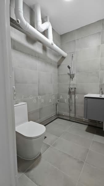 504 Jurong West Street 51, 504 Jurong West Street 51, 2 Bedrooms, 797 sqft, HDB Flat For Rent, by Foo Sara Grace, 500110463 - Bathroom - PropertyGuru.com.sg