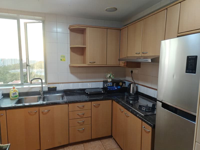 Guilin View, 20 Bukit Batok Street 52, Room Rental, 1,300 sqft, Condominium For Rent, by Ween Keat, 500110464 - Kitchen - PropertyGuru.com.sg