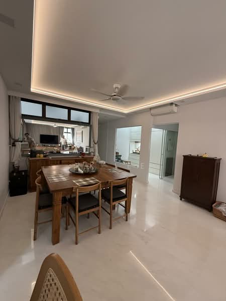 Mandarin Gardens, 7 Siglap Road, 3 Bedrooms, 1,572 sqft, Condominium For Sale, by KK Lee, 500110471 - PropertyGuru.com.sg
