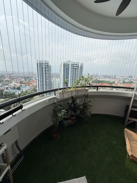 Mandarin Gardens, 7 Siglap Road, 3 Bedrooms, 1,572 sqft, Condominium For Sale, by KK Lee, 500110471 - PropertyGuru.com.sg