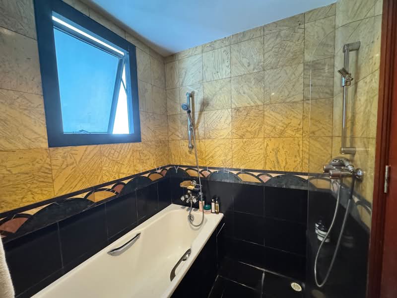 River Place, 60 Havelock Road, 1 Bedroom, 786 sqft, Condominium For Sale, by Ivy Lee, 500110478 - Bathroom - PropertyGuru.com.sg