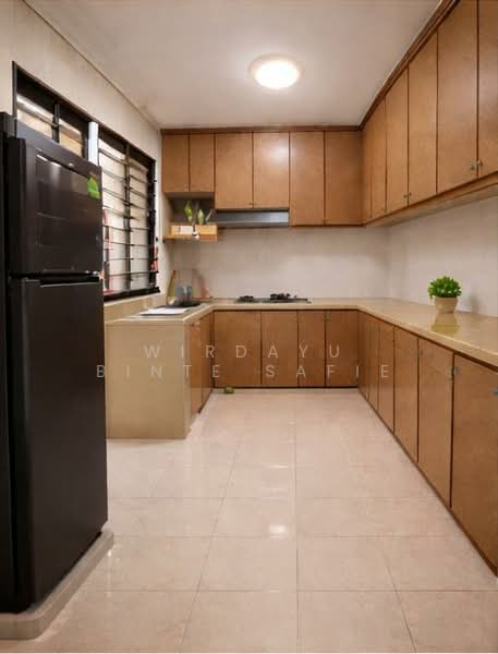 769 Woodlands Drive 60, 769 Woodlands Drive 60, 3 Bedrooms, 1,323 sqft, HDB Flat For Rent, by Wirdayu Binte Safie, 500110481 - Kitchen - PropertyGuru.com.sg