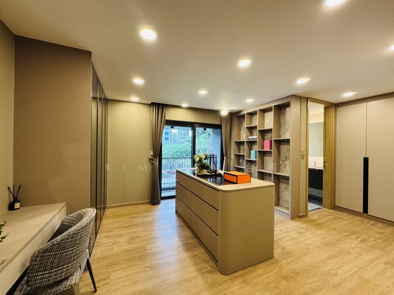Brand New & luxury, 4 levels with Lift, living Hall with double volume high ceiling, walk to Novena MRT - call 8130 3636 to view now!, 6 Bedrooms, 6,926 sqft, Corner Terrace For Sale, by Kim Yan 金燕, 500110483 - Interior - PropertyGuru.com.sg