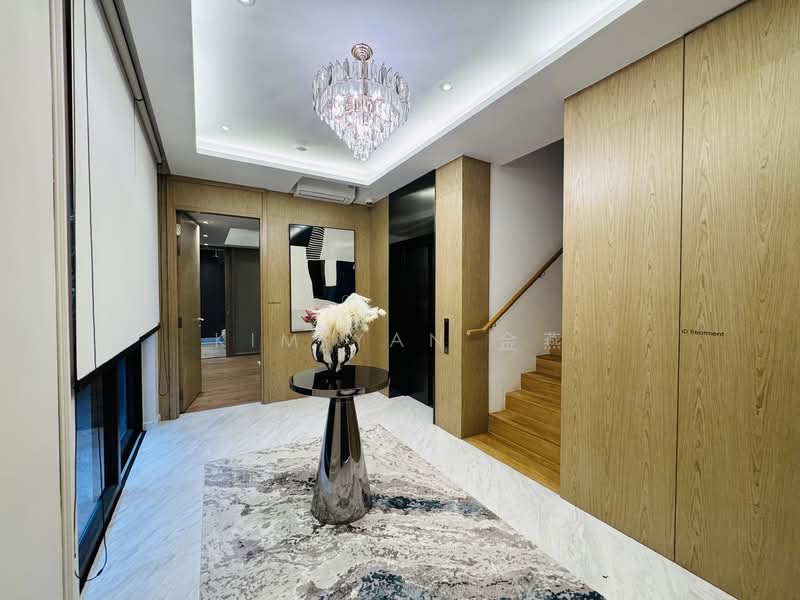 Brand New & luxury, 4 levels with Lift, living Hall with double volume high ceiling, walk to Novena MRT - call 8130 3636 to view now!, 6 Bedrooms, 6,926 sqft, Corner Terrace For Sale, by Kim Yan 金燕, 500110483 - Entrance - PropertyGuru.com.sg