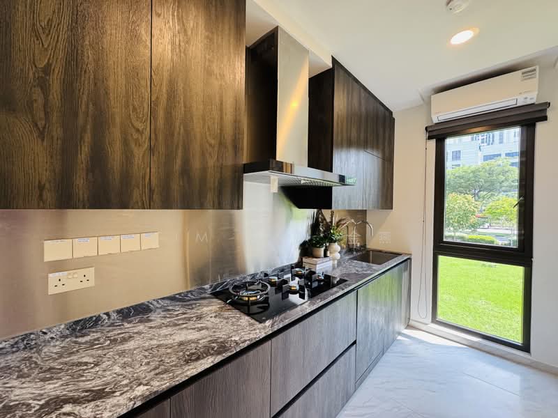 Last unit- Brand New & luxury, 5 levels with Lift, living Hall with double volume high ceiling, walk to Novena MRT - call 8130 3636 to view now!, 6 Bedrooms, 6,926 sqft, Corner Terrace For Sale, by Kim Yan 金燕, 500110483 - PropertyGuru.com.sg