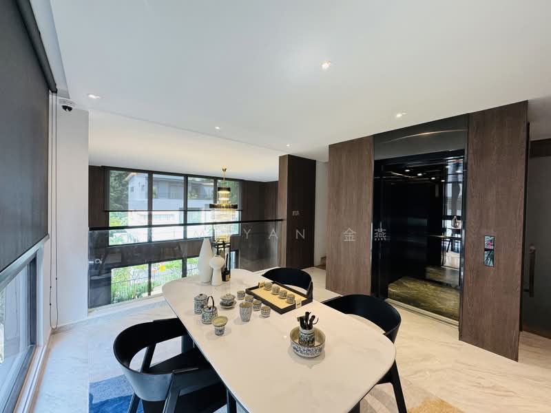 Last unit- Brand New & luxury, 5 levels with Lift, living Hall with double volume high ceiling, walk to Novena MRT - call 8130 3636 to view now!, 6 Bedrooms, 6,926 sqft, Corner Terrace For Sale, by Kim Yan 金燕, 500110483 - Dining Room - PropertyGuru.com.sg