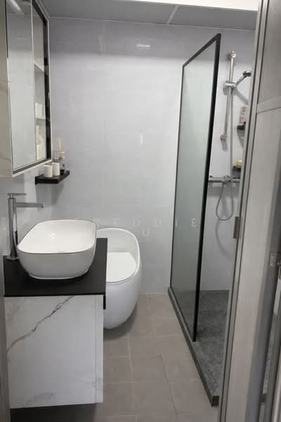 815A Choa Chu Kang Avenue 7, 815A Choa Chu Kang Avenue 7, 3 Bedrooms, 1,001 sqft, HDB Flat For Sale, by Freddie Xu, 500110486 - Bathroom - PropertyGuru.com.sg