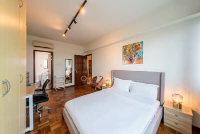 For Rent - St Michael's Condo