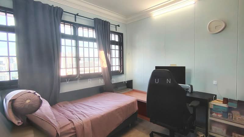 279 Toh Guan Road, 279 Toh Guan Road, 3 Bedrooms, 1,076 sqft, HDB Flat For Sale, by Vernon Sun, 500110503 - Bedroom - PropertyGuru.com.sg