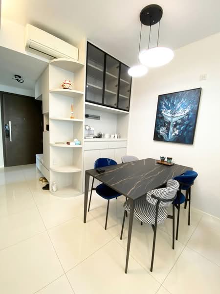 Heron Bay, Upper Serangoon View, 3 Bedrooms, 1,023 sqft, Executive Condominium For Rent, by Jeremy Liew, 500110512 - Dining Room - PropertyGuru.com.sg