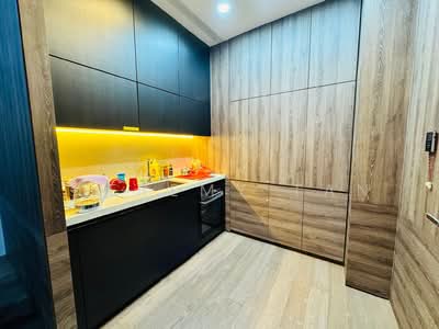 For Sale - 10 Evelyn