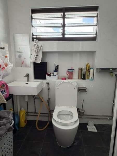 109 Whampoa Road, 109 Whampoa Road, 3 Bedrooms, 102 sqft, HDB Flat For Sale, by Jimmie Long, 500110543 - Bathroom - PropertyGuru.com.sg