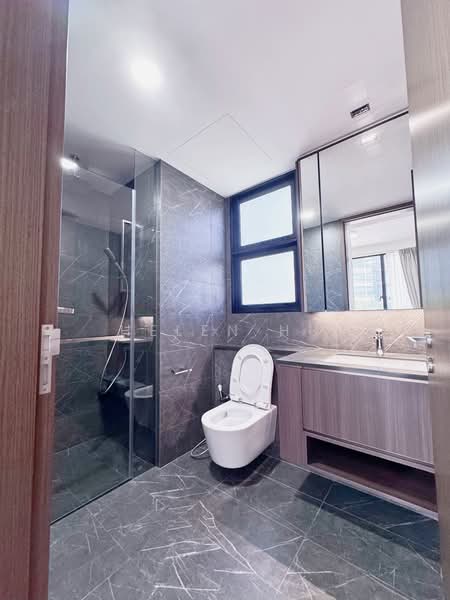 Kopar At Newton, 6 Makeway Avenue, 3 Bedrooms, 958 sqft, Condominium For Rent, by Helen HU, 500110548 - Bathroom - PropertyGuru.com.sg