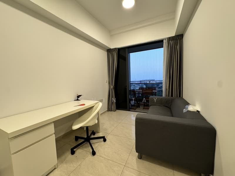 Parc Riviera, 101 West Coast Vale, 2 Bedrooms, 603 sqft, Condominium For Sale, by Alvin Tay, 500110551 - Living Room - PropertyGuru.com.sg